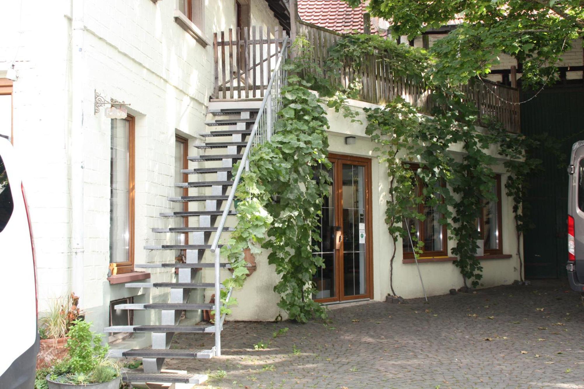 Workers Lodge Fuer 4-14 Pers, Parkplatz, Wlan, Einzelbetten Gundersheim Eksteriør billede