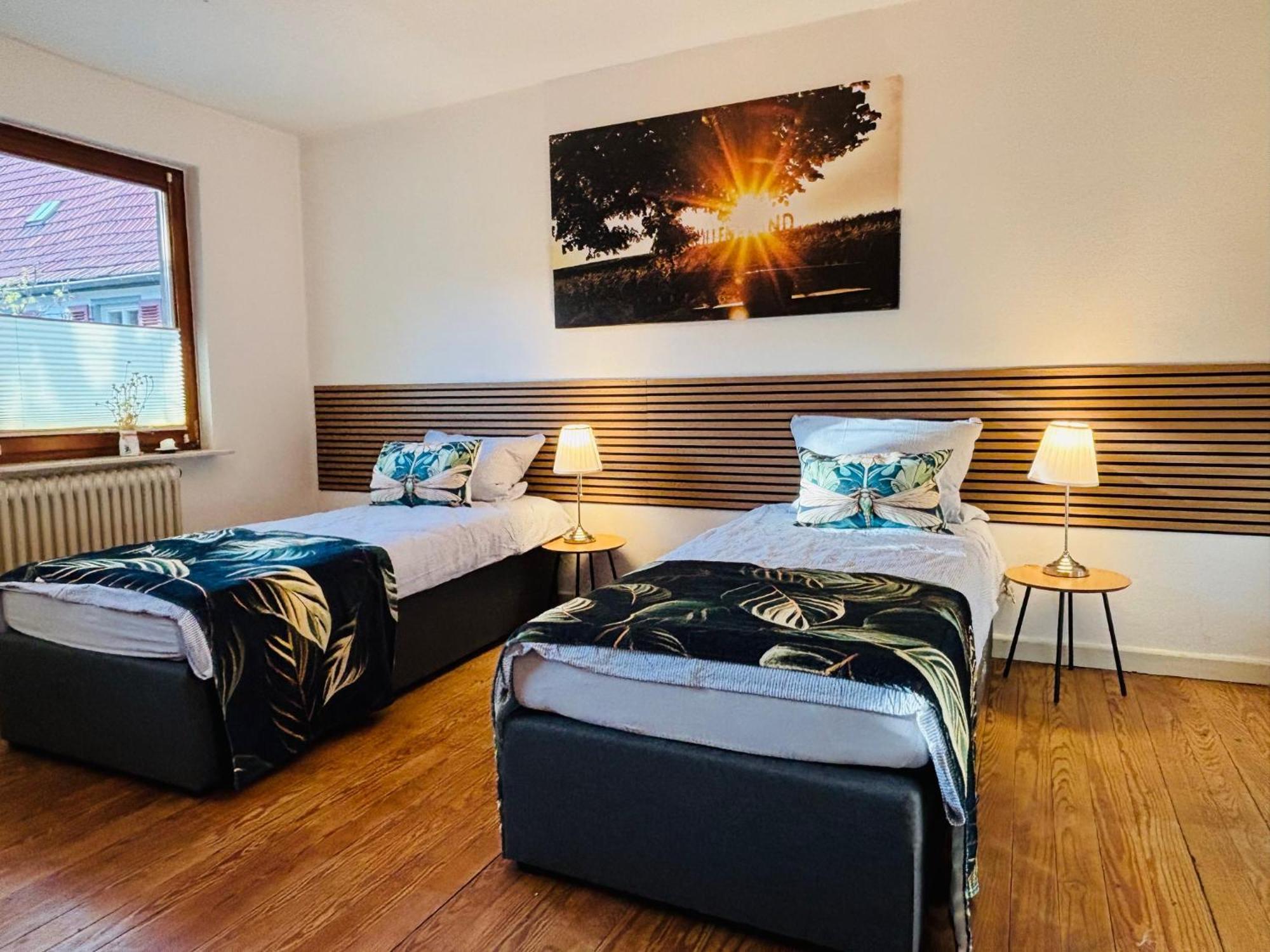Workers Lodge Fuer 4-14 Pers, Parkplatz, Wlan, Einzelbetten Gundersheim Eksteriør billede